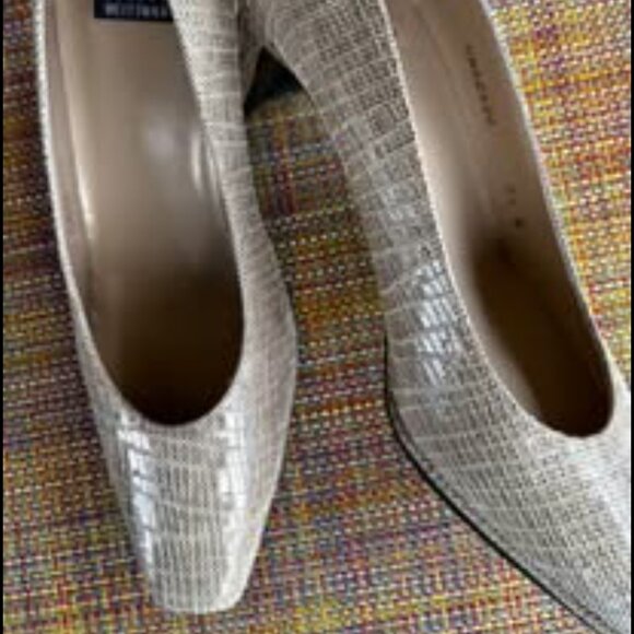 Brand New Stuart Weitzman Heels! - Picture 1 of 3